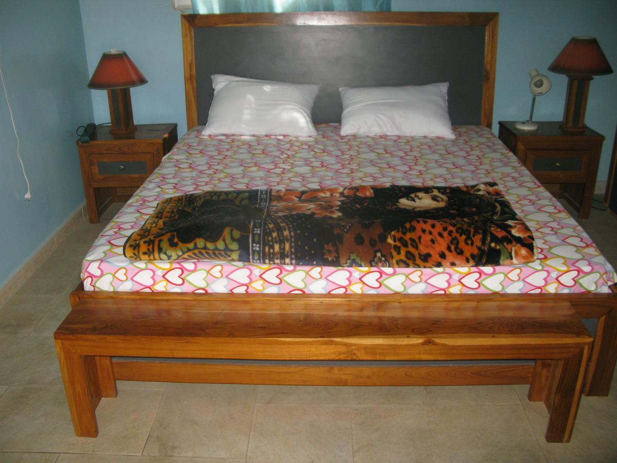 Chez Titi Hotel Saint-Louis Luaran gambar