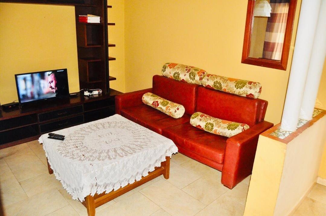 Chez Titi Hotel Saint-Louis Luaran gambar